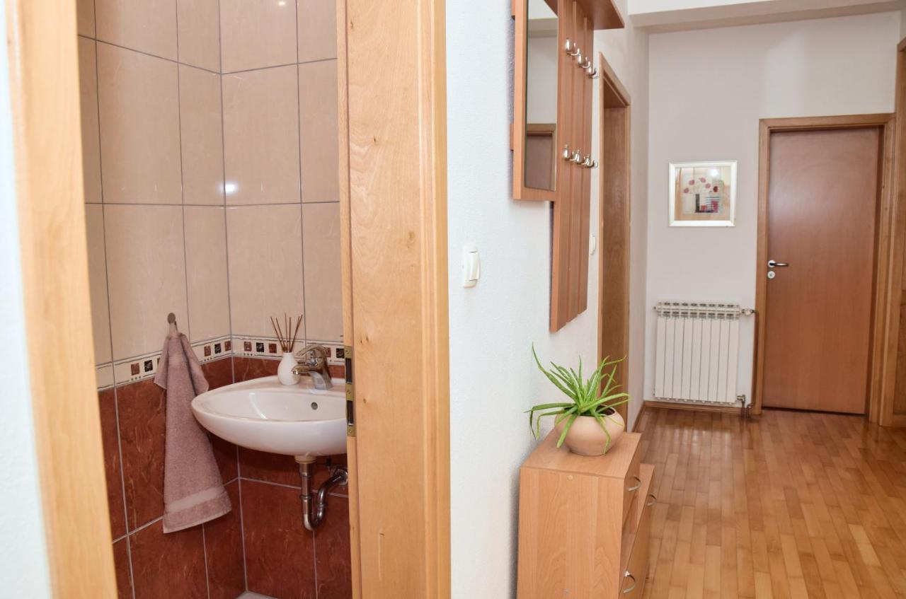 Apartman Buongiorno 亚伊采 外观 照片