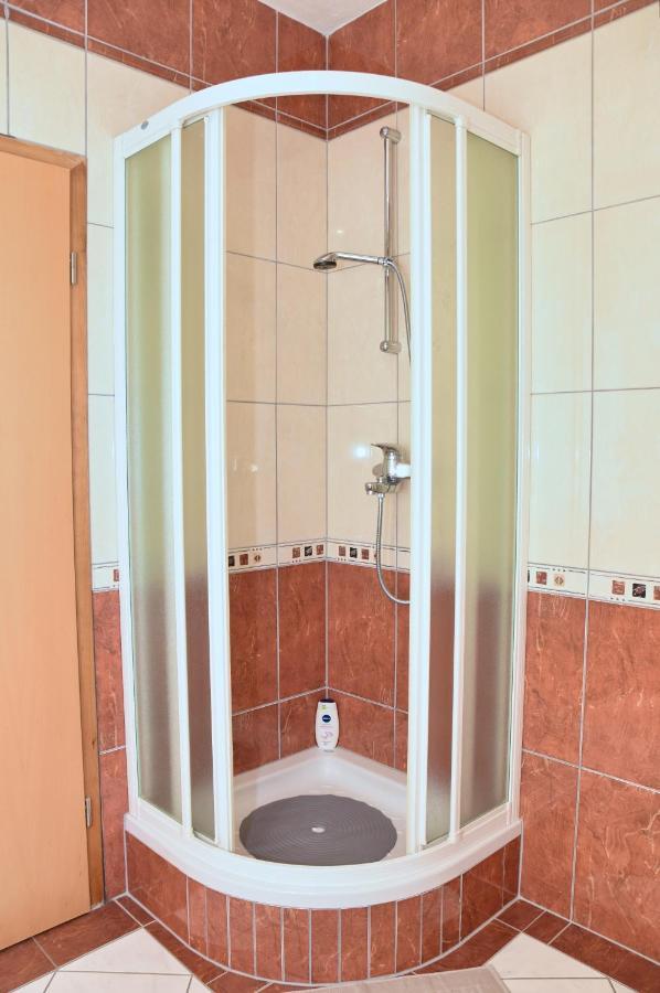 Apartman Buongiorno 亚伊采 外观 照片