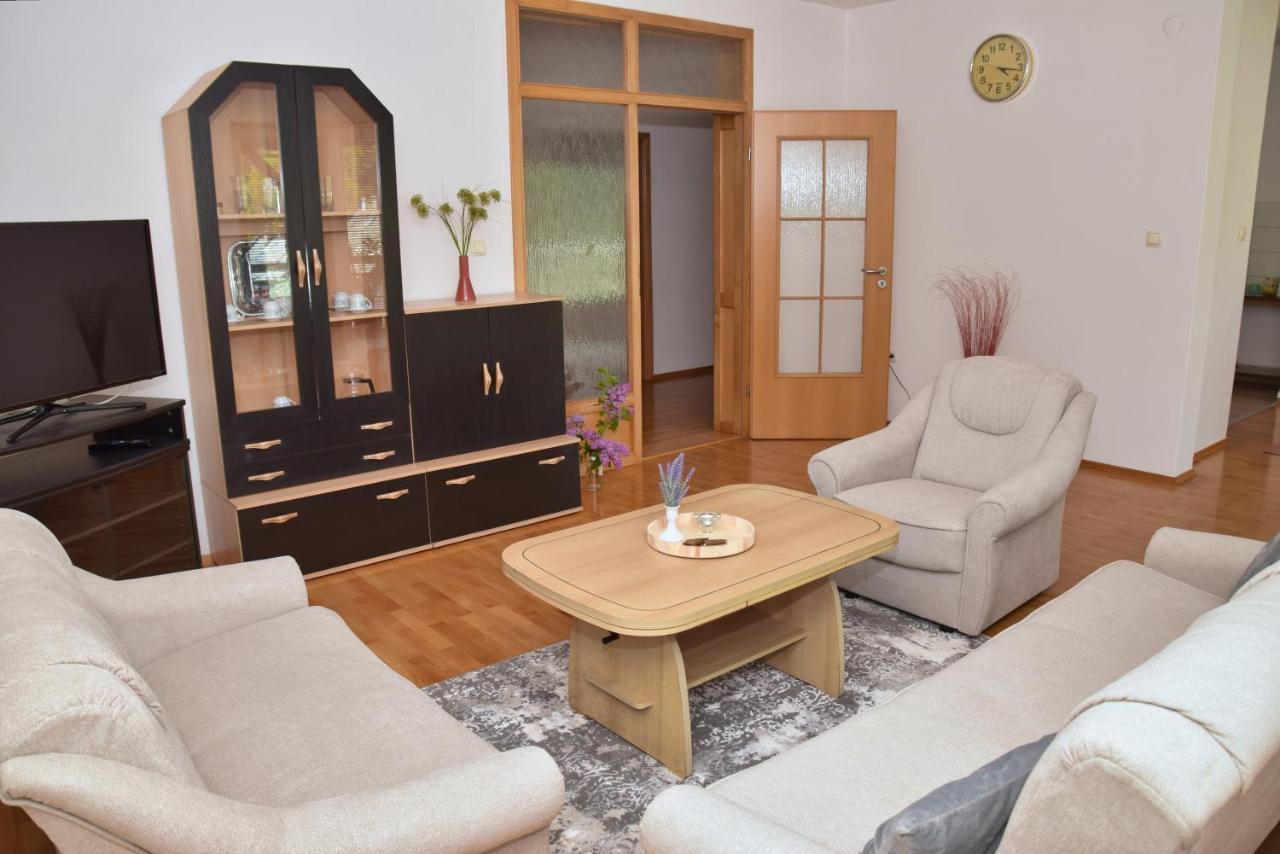 Apartman Buongiorno 亚伊采 外观 照片